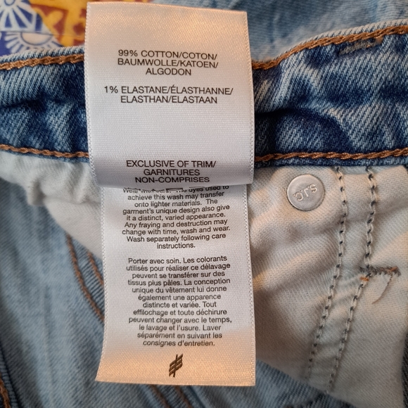 High waisted Silver Jean short. - Picture 4 of 4